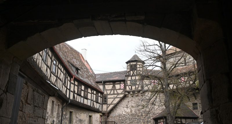 Burg Lichtenberg, Innenhof
